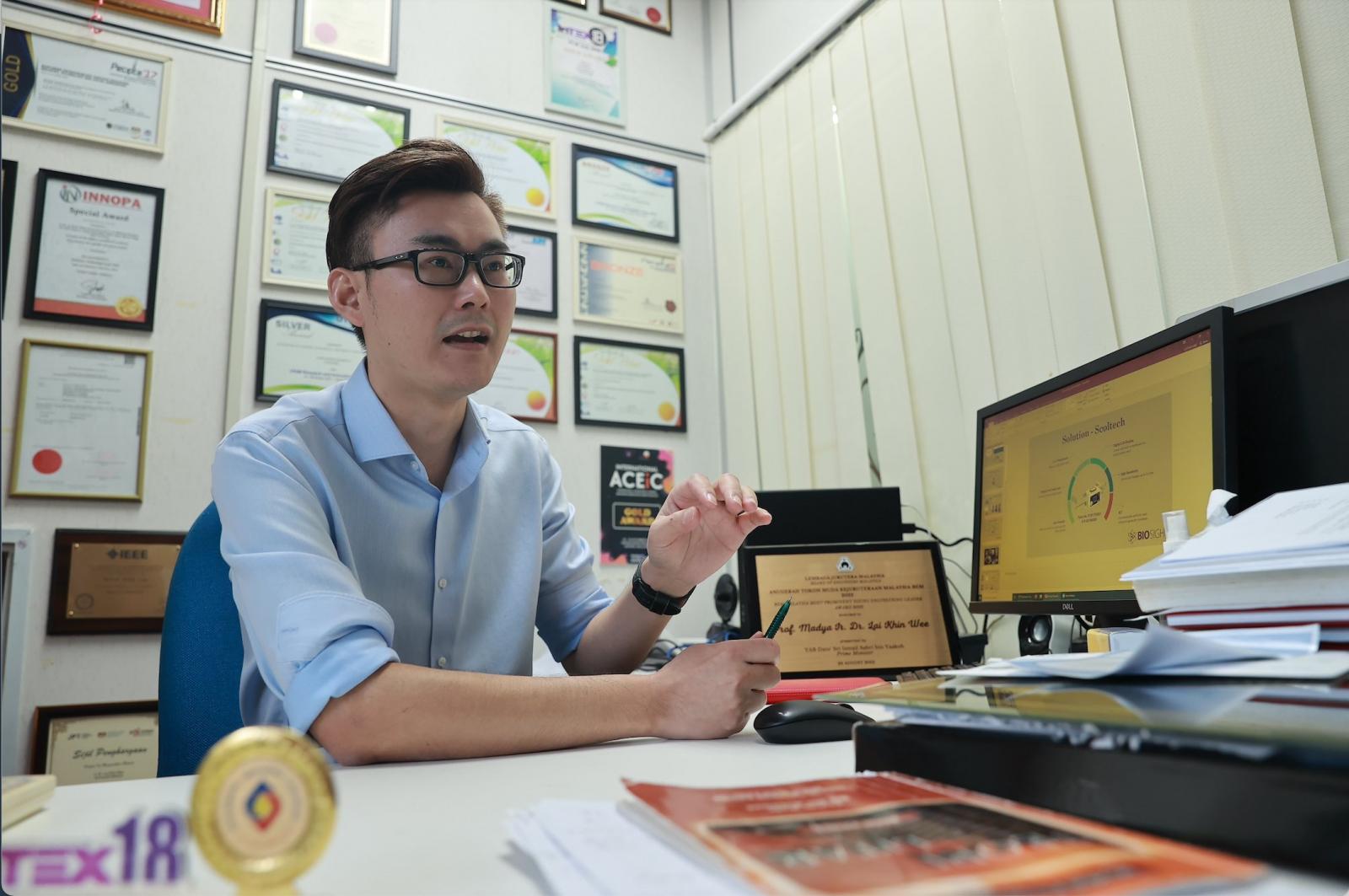 to Universiti Malaya